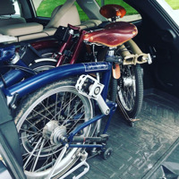 Voor de Boot en per Auto Zoek ik een of twee Brompton Vouwfietsen 