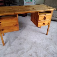 Houten bureautje
