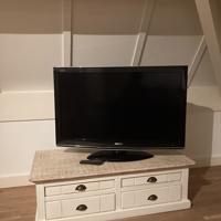 42 inch LCD tv