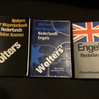 Woordenboeken Nederlands en Engels ( ne/en &#x2B; en/ne ).