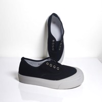 Sneaker schoenen sier gaten zwart wit 41