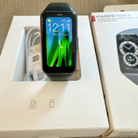 Huawei band 6 smartwatch 