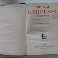 Nouveau Larousse illustré encyclopedie