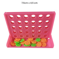 4 op een rij spel , roze mini reisspel. strategisch denkspel