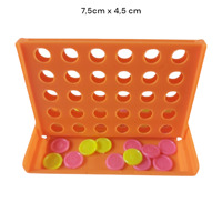 4 op een rij spel , oranje mini reisspel. strategisch denksp