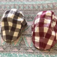 leuke nieuwe kinder petten kaartje eraan 