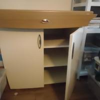 Houten aankleedcommode