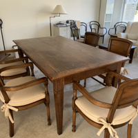 Grote antieke eettafel 