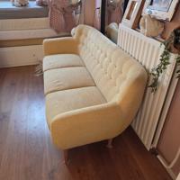 Gele stoffen bank deens design