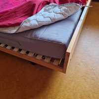 Bed 1,40 x 2,00 m met matras en beddengoed