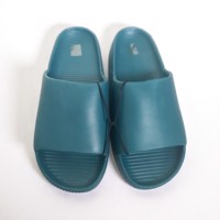 Heren slippers effen groen 45