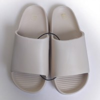 Heren slippers effen beige 43