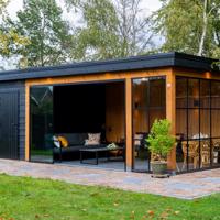 Maatwerk- Douglas houten bijgebouwen, tuinhuisjes