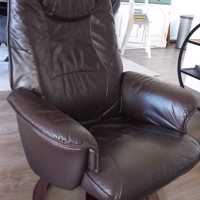 Leren draaifauteuil. 