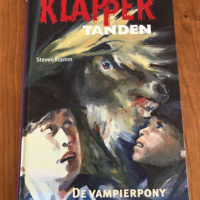 Klappertanden : vampierpony 10&#x2B; Steven Klamm