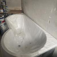 Nieuw hoekbad met bol badscherm, regendoucheset en badafvoer