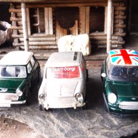 Setje van 3 mini cooper modelletjes