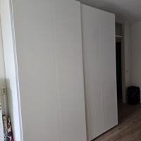 Witte mdf linnenkast (Ikea)
