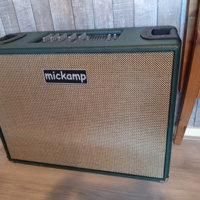 Basgitaar keyboard versterker 