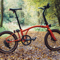 1 of 2 Brompton G-Line Vouwfietsen voor mee met de Trein 