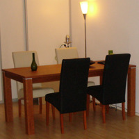 Houten Eettafel met 4 stoelen