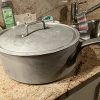 Vijf liter ( oude, professionele) steelpan