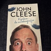 John Cleese KORTOM de autobiografie.