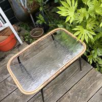 Rotan tafeltje kapot blad 