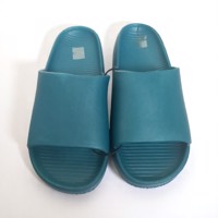 Heren slippers effen groen 43