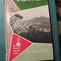 Aster Berkhof  -  De Dood in Napels