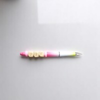 Gepersonaliseerde balpen JUF roze wit geel