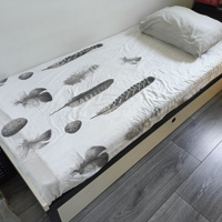 Eenpersoons bed met handige opberglade matras afmeting 190x80