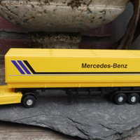 Schaalmodel mercedes actros