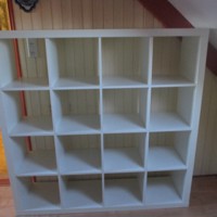 Boekenkast Wit met klein Kastje.