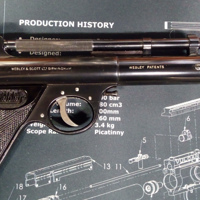 The Webley Mark 1   luchtdruk pistool