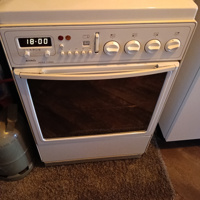 Gasfornuis met electrische oven.