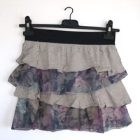 Mini rok met laagjes van kant grijs S/M