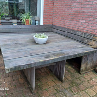 Tuintafel met banken