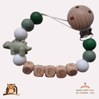 nr 12 noekies naam speenkoord dino stekel khaki groen wit