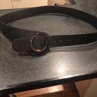 mooie  nieuwe  zwarte  leren  riem 