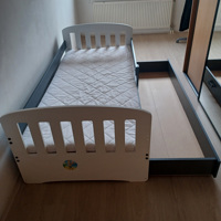 Kinderbed/kinderlogeerbed