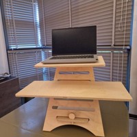 Houten opzetstuk om een stabureau van je tafel te maken