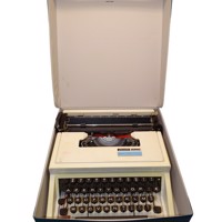 Olivetti Dora        