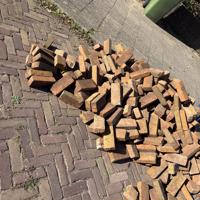 Rode klinkers getrommeld 