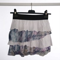 Mini rok met laagjes van kant wit S/M
