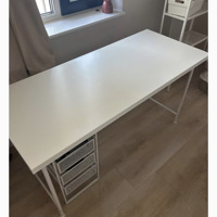 Ikea bureau 140x60 cm met open kastje