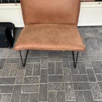 Lederen bruine stoel 