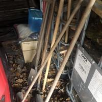 Diverse grepen spades bezems 