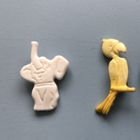 Broche kunststof papegaai , olifant , broches vogel dier 