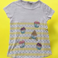 Glo-Story cupcakes t-shirt geel 122